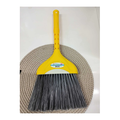 Plastik Süpürge Orta 1 Adet...